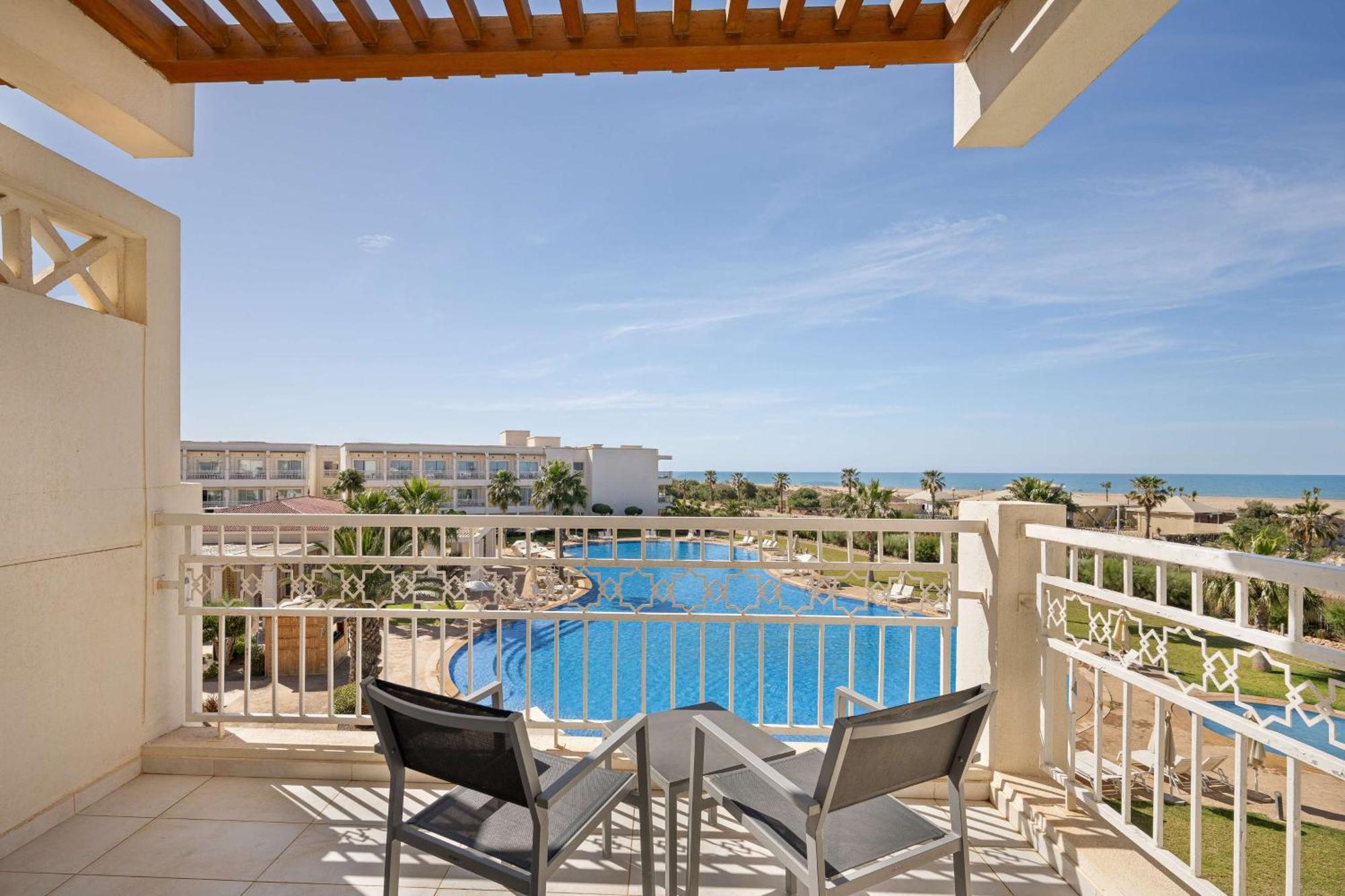 Premium Room Balcony Lateral Sea View